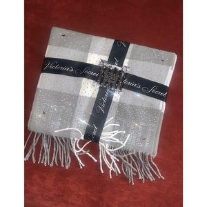 Victoria secret scarf